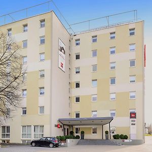 Ibis Stuttgart Airport Messe